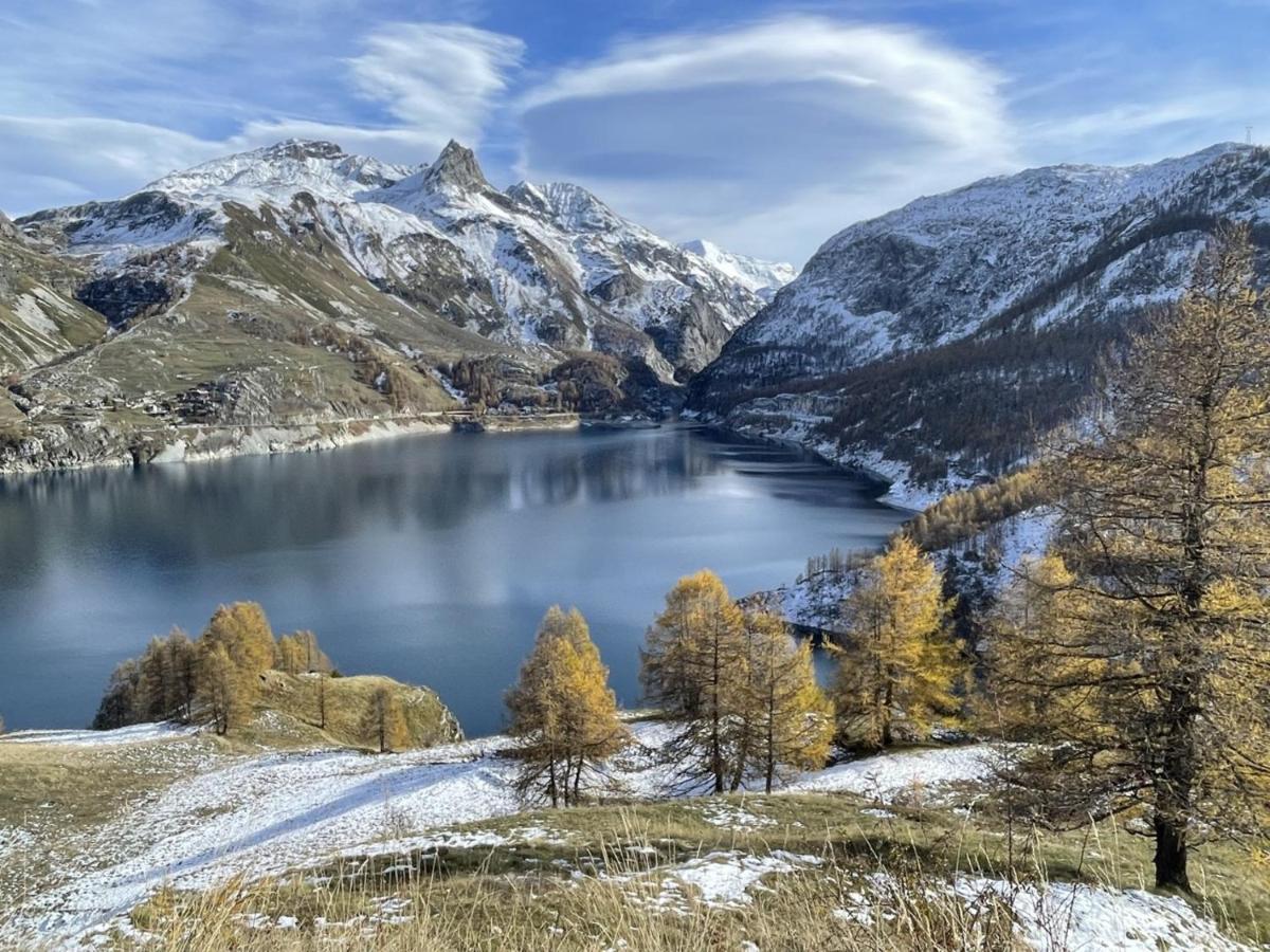 Charmant Studio Aux Pieds Des Pistes Vue Sur La Montagne Tignes Luaran gambar